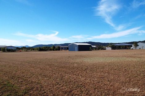 4 Etty Bay Rd, Etty Bay, QLD 4858