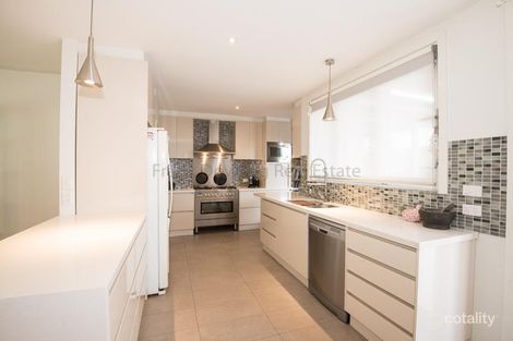Property photo of 33 Richardson Street Essendon VIC 3040