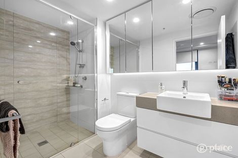 Property photo of 1047/123 Cavendish Road Coorparoo QLD 4151