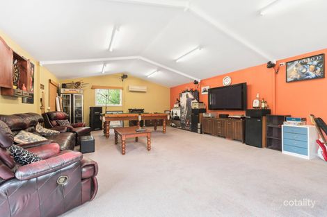 Property photo of 21 Willowdene Close Somerville VIC 3912