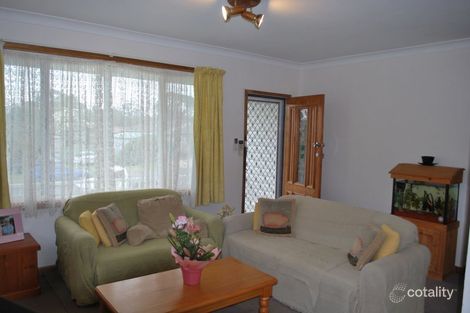 Property photo of 34 Kapooka Avenue Dapto NSW 2530