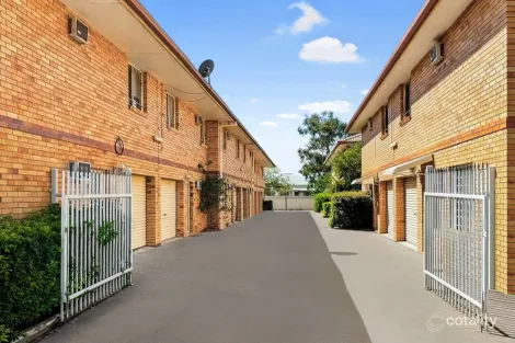 Property photo of 3/4 Dover Street Moree NSW 2400