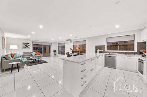 Property photo of 10 Townsend Avenue Clyde VIC 3978