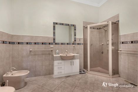 Property photo of 12 Grandview Boulevard Craigieburn VIC 3064