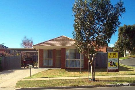 Property photo of 19 Overall Drive Skye VIC 3977