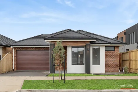 Property photo of 11 Glideriter Road Donnybrook VIC 3064