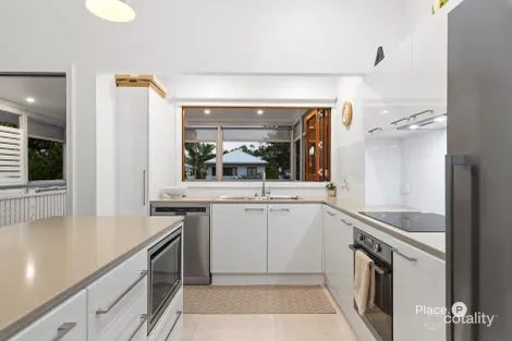 Property photo of 20 Byron Street Bulimba QLD 4171