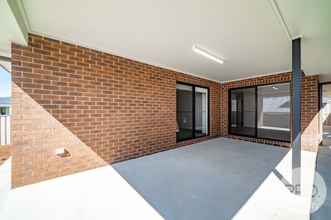 Property photo of 24 Watson Boulevard Lloyd NSW 2650