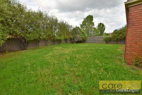 Property photo of 4 Middleham Close Cranbourne West VIC 3977