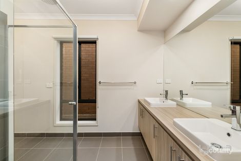 Property photo of 4 Solstice Drive Fraser Rise VIC 3336