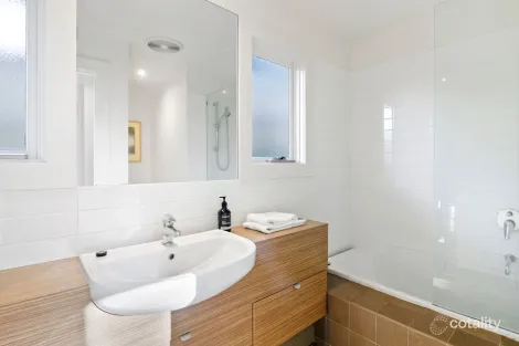 Property photo of 1/77 Deans Marsh Road Lorne VIC 3232