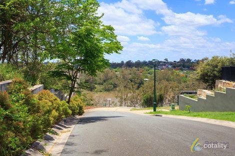 Property photo of 13 Choice Close Kenmore QLD 4069