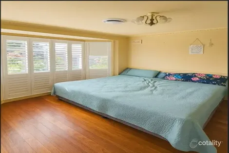 Property photo of 24 Denham Crescent Cranbourne North VIC 3977