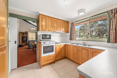 Property photo of 10 Thornton Street Macleod VIC 3085