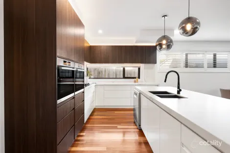 Property photo of 39 Dale Avenue Pascoe Vale VIC 3044