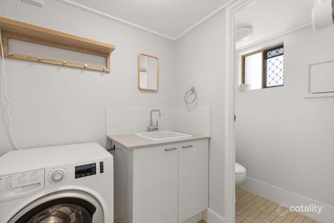 Property photo of 14/45 Marine Parade Redcliffe QLD 4020