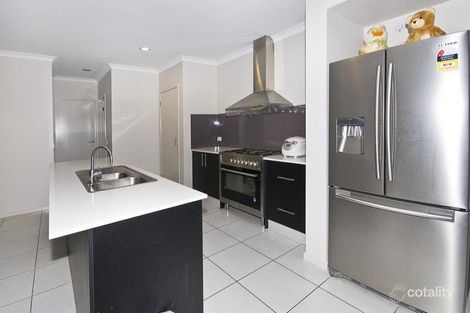 Property photo of 18 Sapphire Place Springvale VIC 3171