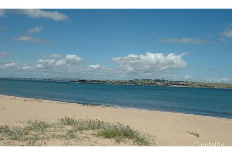 Property photo of 28 Vista Drive Cape Woolamai VIC 3925