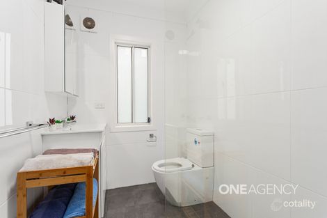 Property photo of 26 Bingara Avenue Dapto NSW 2530