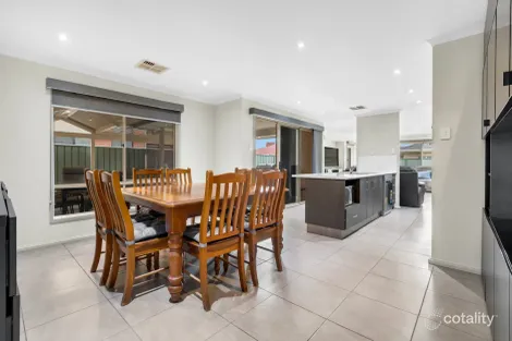 Property photo of 2 Lime Court Munno Para West SA 5115