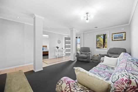 Property photo of 11 Tulloch Rise Canadian VIC 3350