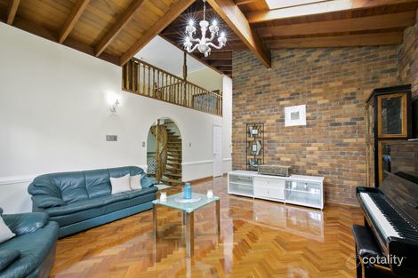 Property photo of 14 Condamine Crescent Helensvale QLD 4212