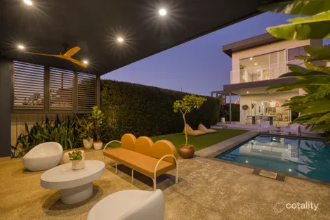 Property photo of 3 Andrea Avenue Broadbeach Waters QLD 4218