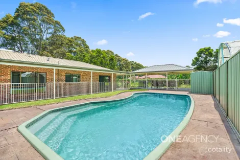 Property photo of 16 Tartarian Crescent Bomaderry NSW 2541