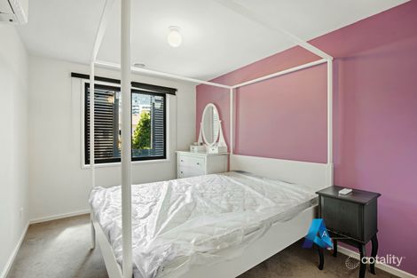 Property photo of 35 Parkville Avenue Parkville VIC 3052