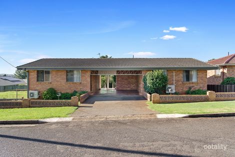 2/5 Perkins St, South Toowoomba, QLD 4350