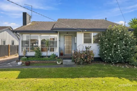 33 Overend Cres, Sale, VIC 3850
