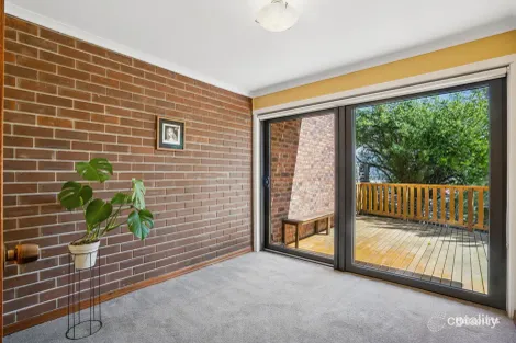 Property photo of 17/84 Malunna Road Lindisfarne TAS 7015