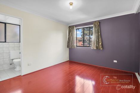Property photo of 1/245-247 Targo Road Toongabbie NSW 2146