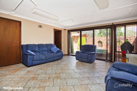 Property photo of 25 Drysdale Avenue Picnic Point NSW 2213