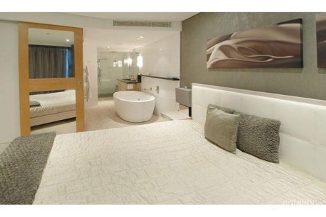 Property photo of 403/101-105 Mooloolaba Esplanade Mooloolaba QLD 4557