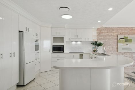 Property photo of 13 Kinross Close Banora Point NSW 2486