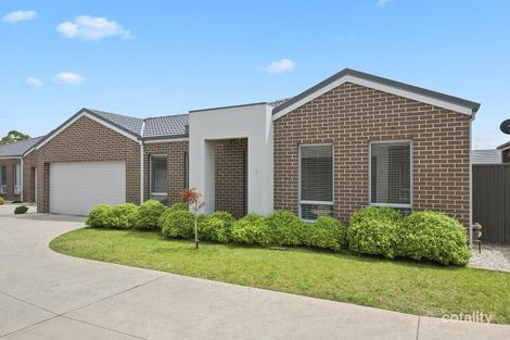 4 Rindle Cl, Delacombe, VIC 3356