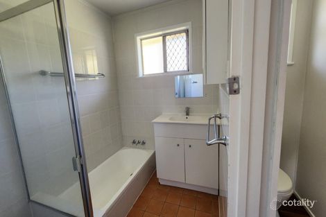 Property photo of 8 Gardner Place Silkstone QLD 4304