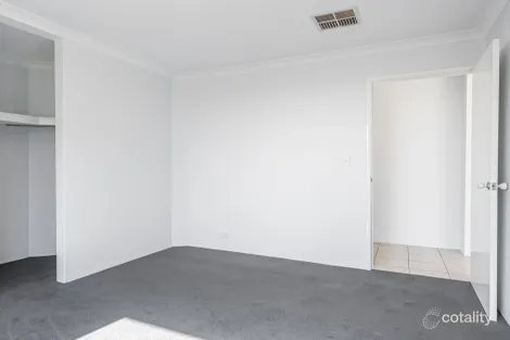 Property photo of 11 Caravel Way Halls Head WA 6210