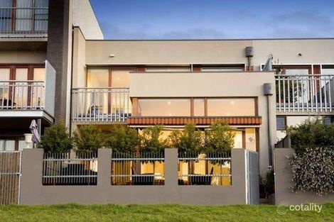 Property photo of 9 Jetty Lane Maribyrnong VIC 3032