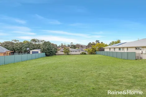 37 Cypress Cres, Kelso, NSW 2795