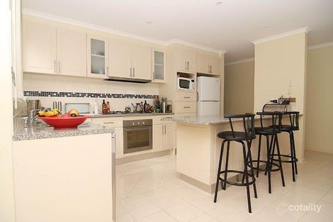 Property photo of 7 Knoll Walk Epping VIC 3076