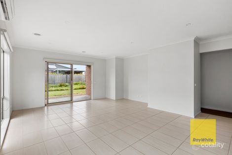 Property photo of 6 Winterfell Road Charlemont VIC 3217