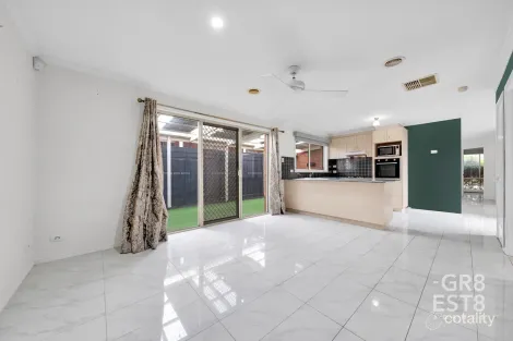 Property photo of 12 Apsley Terrace Berwick VIC 3806