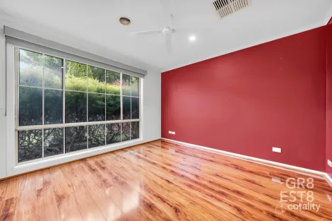 Property photo of 12 Apsley Terrace Berwick VIC 3806