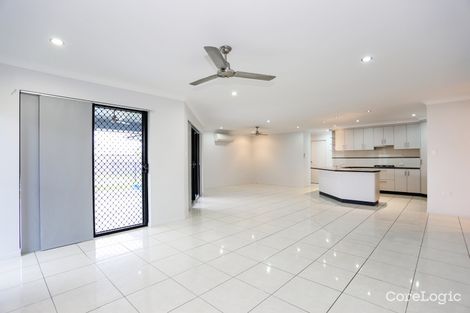 Property photo of 8 Franklin Close Marian QLD 4753