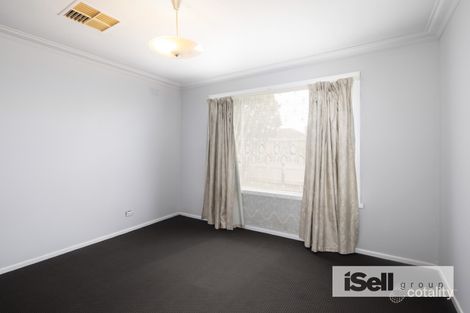 Property photo of 18 Keets Court Springvale VIC 3171