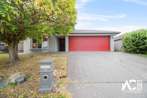 17 Lyle St, Para Vista, SA 5093