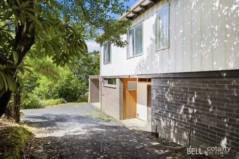 Property photo of 58 Surrey Road Warburton VIC 3799