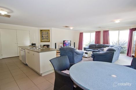 Property photo of 12 Ingot Avenue Tarneit VIC 3029